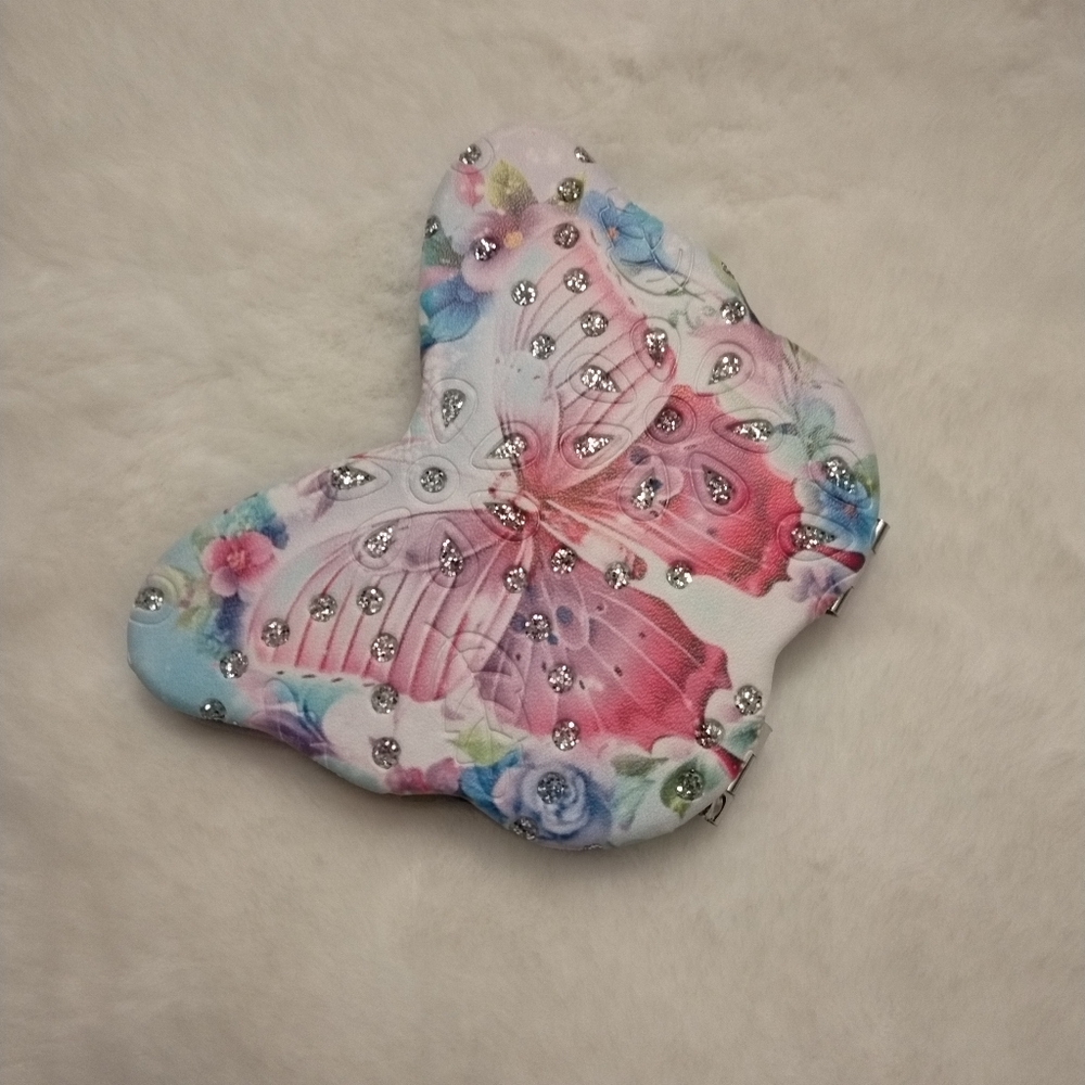 🎉S-HP🎉 3/$15 ✂️ *NIP* Butterfly Shaped Compact Mirror